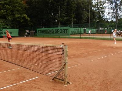 Interclubontmoering dames 45-2 tegen RTC Houdinois